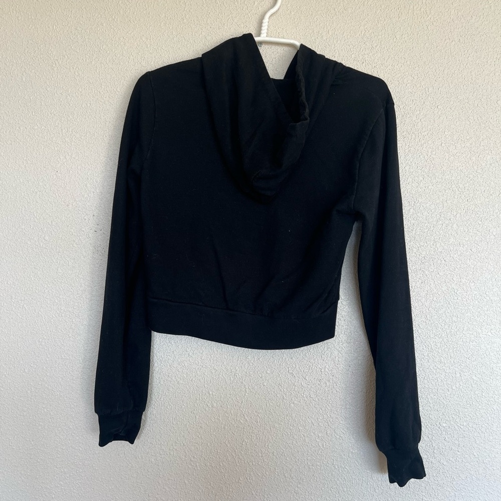 Black cropped brandy Melville zip up - Picture 2 of 2